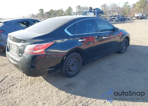 2014 Nissan Altima 2.5/2.5 S/2.5 Sl/2.5 Sv z USA, uszkodzony, nr VIN 1N4AL3AP2EN340419